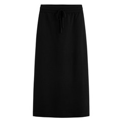 身高159體重55，選M，材質舒服，腰圍鬆緊適中，修長。