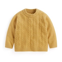 小四男133/30穿起來寬鬆舒適，裡面還可以多加衛生衣不緊繃👍👍