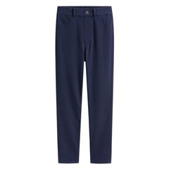 買太大了，穿起來很鬆