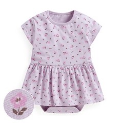 衣服質感很不錯，穿起來很舒服。