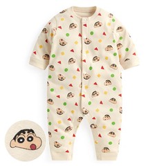 6個月寶寶穿起來微寬鬆蠻舒適的很棒