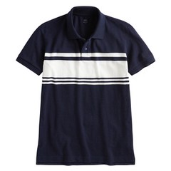 以台灣的天氣來說有點厚，不過穿起來質感很好