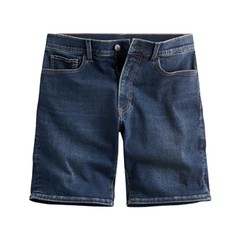 176/72，舒適好穿，不會太鬆或太緊