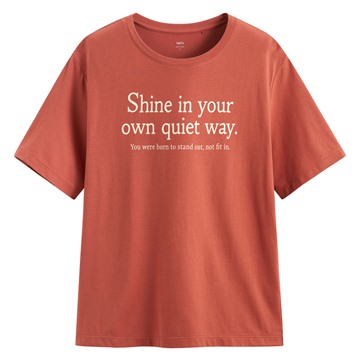 莫代爾寬版文字上衣-女