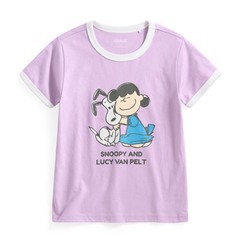 衣服質感很不錯，穿起來很舒服。
