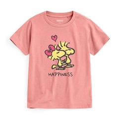 衣服質感很不錯，穿起來很舒服。