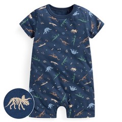 本來擔心會褪色，洗褪色的衣服洗到心累
這款完全不會耶❤️料子也舒服