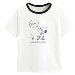 衣服質料比較薄，此款白色會比較透膚，個人比較偏好厚一些不透膚的。