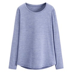 這次買5件不同款式上衣，這件是最期待的，實際卻最失望…..穿起來好像睡衣…..