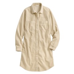 165公分，53公斤穿起來舒適，當作長版洋裝很合適，而且顏色無色差，也很好搭配，已經回購第二件了。