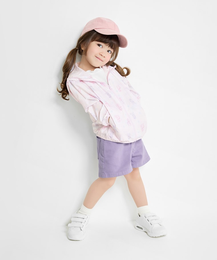 春夏童裝新品：童 · 迪士尼系列抗UV輕型印花風衣外套,童 · 多色牛仔短褲,童 · 寬羅紋短襪