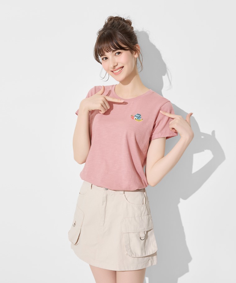 春夏女裝新品：女 · 竹節棉食物電繡T恤