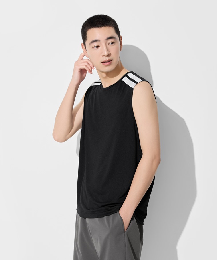 運動精選系列：男 · 吸排運動背心,男 · 吸排彈性網眼短褲