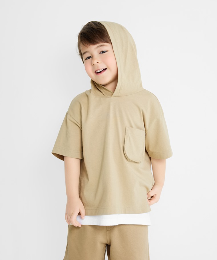 春夏童裝新品：童 · 純棉寬版口袋連帽上衣,童 · 小毛圈五分褲,童 · 純棉圓領T恤