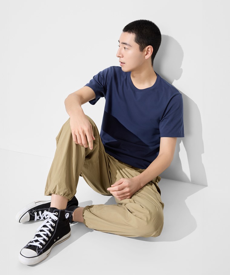 春夏男裝新品：男 · 純棉圓領T恤,男 · 寬版工裝長褲