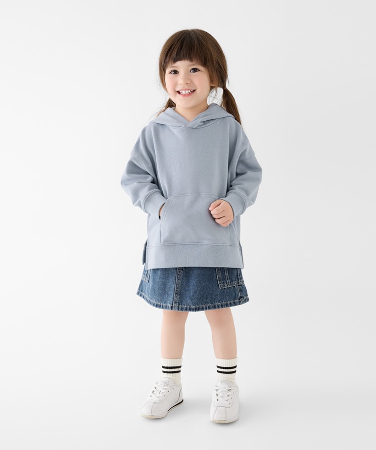 秋冬童裝新品：童 · 毛圈寬版連帽衫,童 · 毛圈配條中筒襪,童 · 牛仔工裝連褲短裙