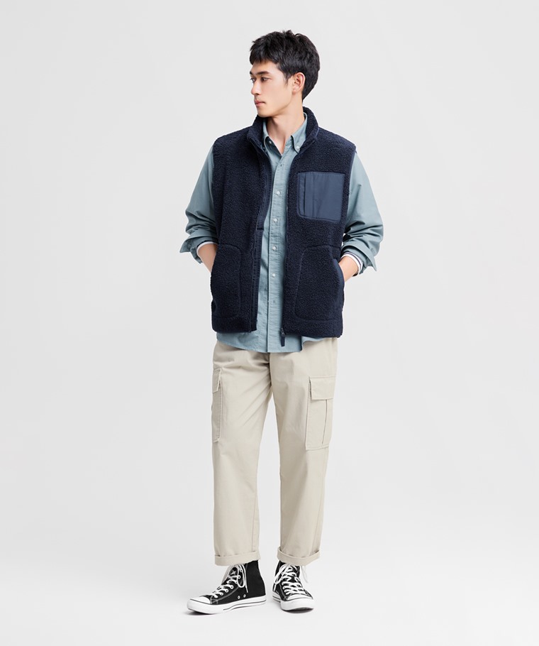 仿羊羔絨拼接背心-男