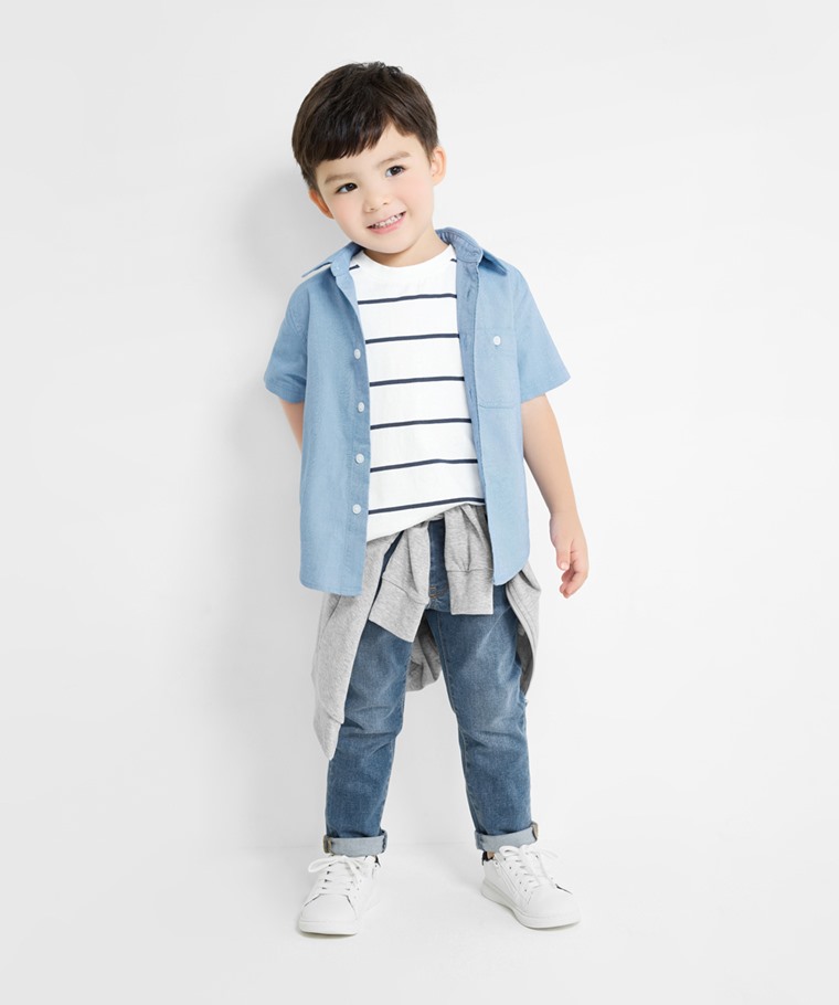 春夏童裝新品：童 · 牛津短袖襯衫,童 · 抗UV羅紋連帽外套,童 · 直筒牛仔褲
