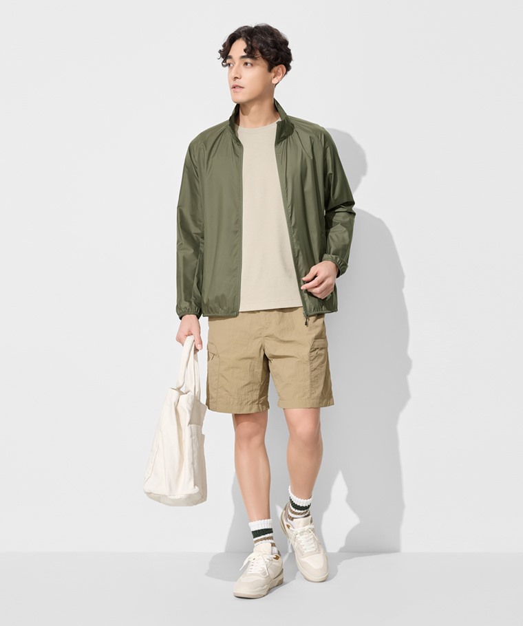 春夏男裝新品：男 · 抗UV輕型立領風衣外套,男 · 輕涼棉質背心,男 · 防潑水機能工裝短褲