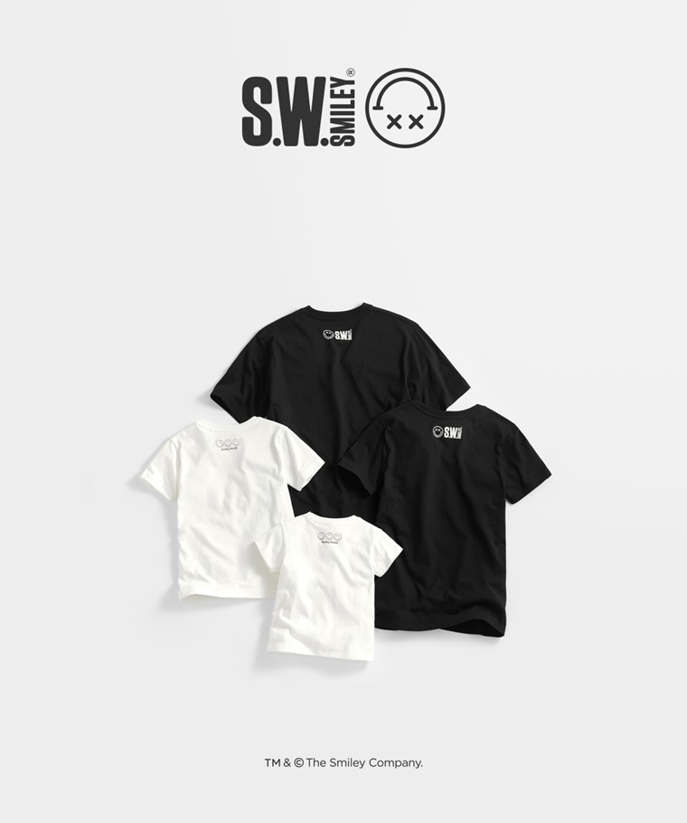 親子/情侶系列：女 · S.W.SMILEY®印花T恤-01,男 · S.W.SMILEY®印花T恤-01,Baby · SmileyWorld®印花T恤-01,童 · SmileyWorld®印花T恤-01