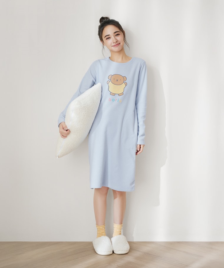 Miffy and Friends Fleece家居洋裝-女 - 側邊口袋設計，日常穿著更便利。