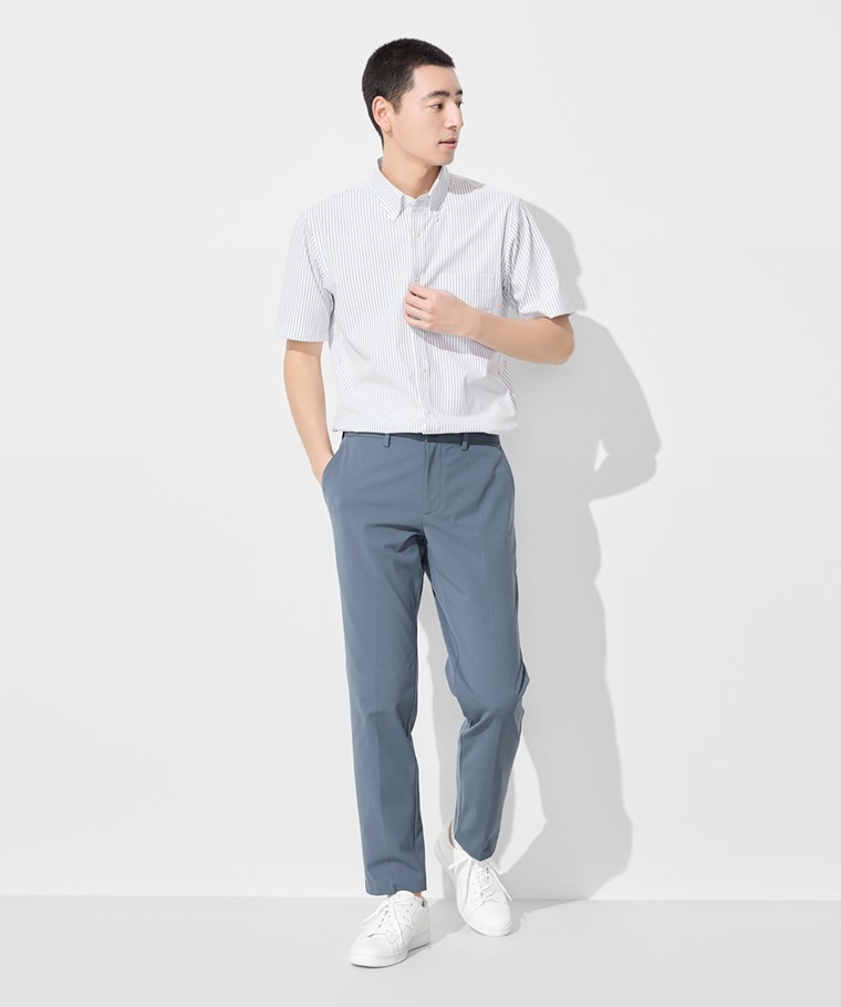 職場穿搭推薦：男 · 商務彈性條紋短袖襯衫,男 · 彈性休閒長褲,男 · 素色踝襪(3入)