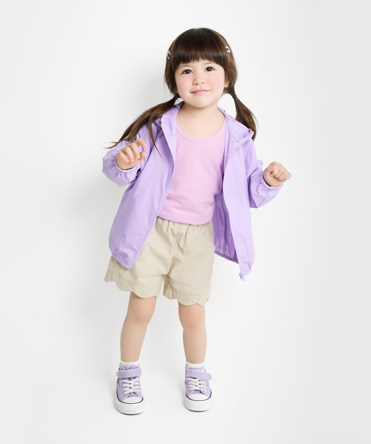 春夏童裝新品：童 · 純棉網眼印花背心(2入),童 · 寬羅紋短襪,童 · 抗UV輕型風衣外套,童 · 純棉花邊造型短褲