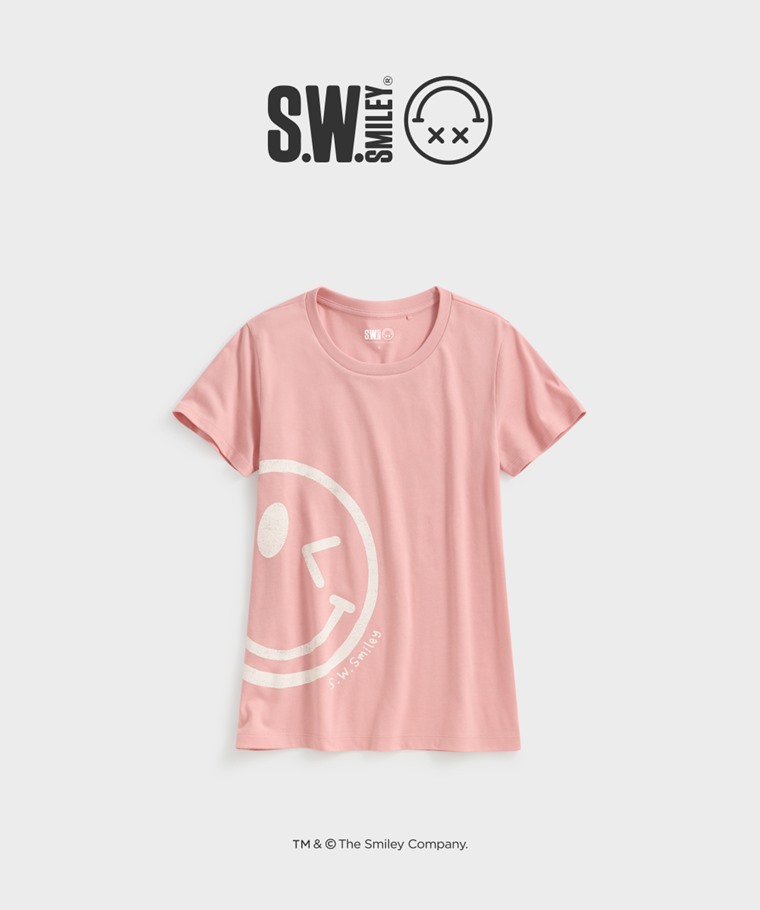 聯名系列T恤-WOMEN：女 · S.W.SMILEY®印花T恤-02