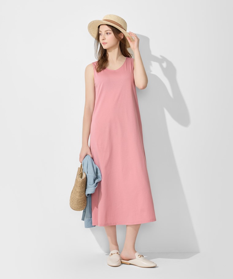 絲光棉寬鬆V領長洋裝-女