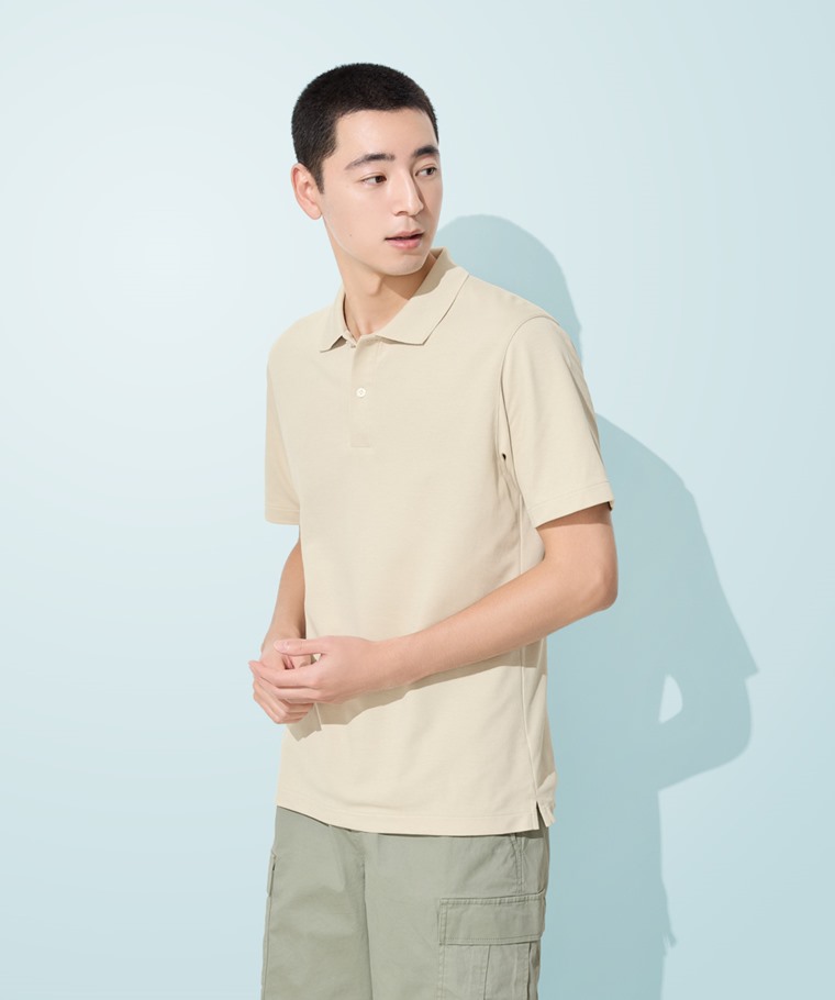 涼感網眼polo衫-男 - 經檢測Q-max值達0.13以上，具高效透氣機能，帶來瞬間沁涼乾爽的穿著體驗。