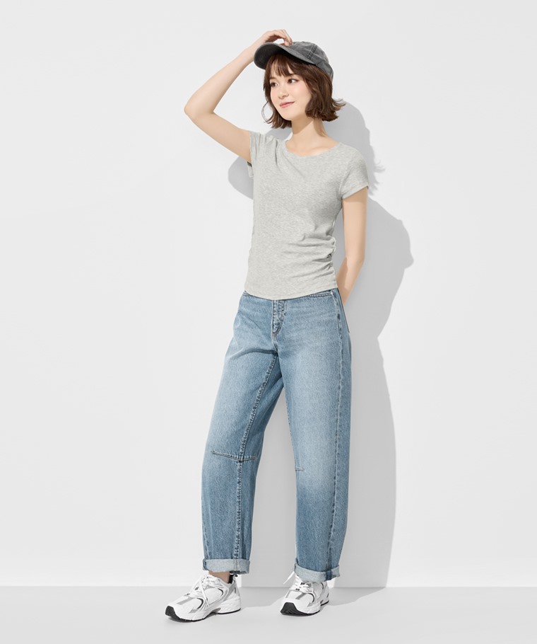 輕柔彈力寬領抽皺T恤-女