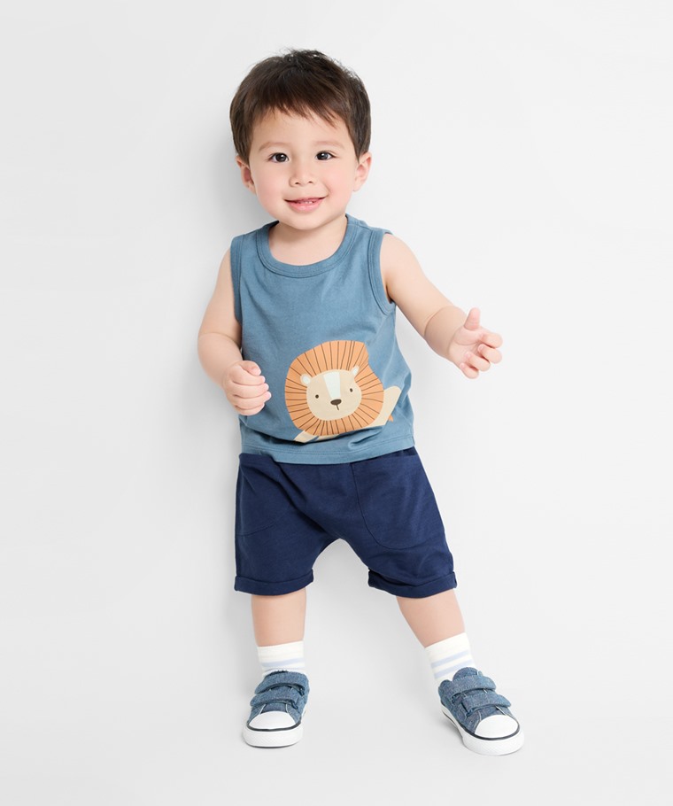 春夏嬰幼兒新品：Baby · 竹節棉口袋短褲,Baby · 純棉動物印花背心,Baby · 配條中筒襪(3入)