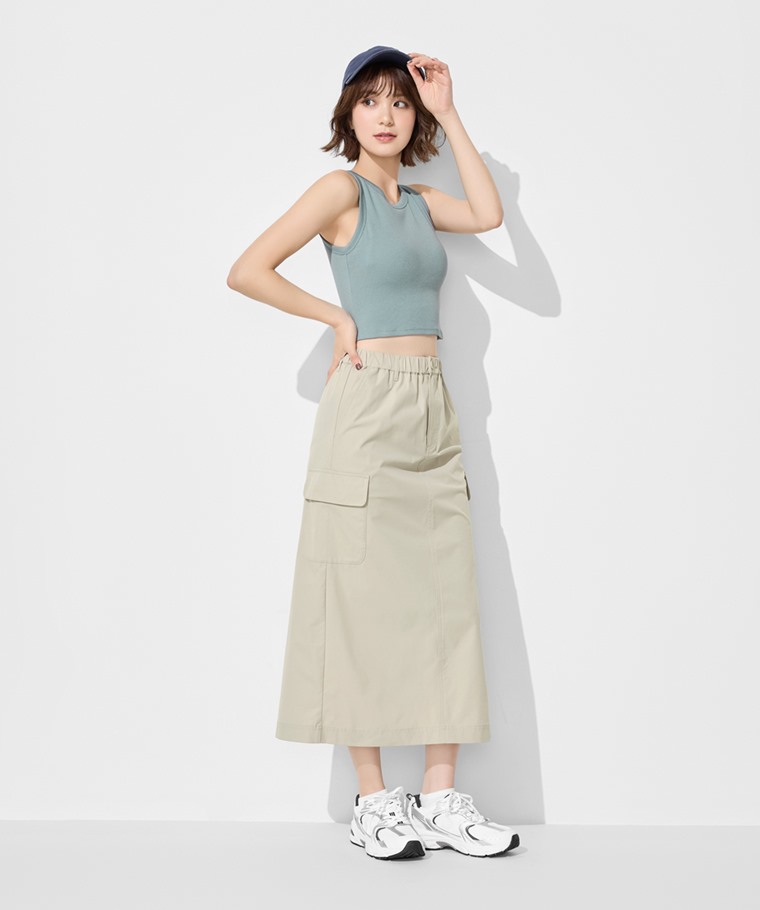 親膚內著系列：女 · Bra削肩中短版背心,女 · 機能彈性工裝長裙,女 · 素色踝襪(3入)