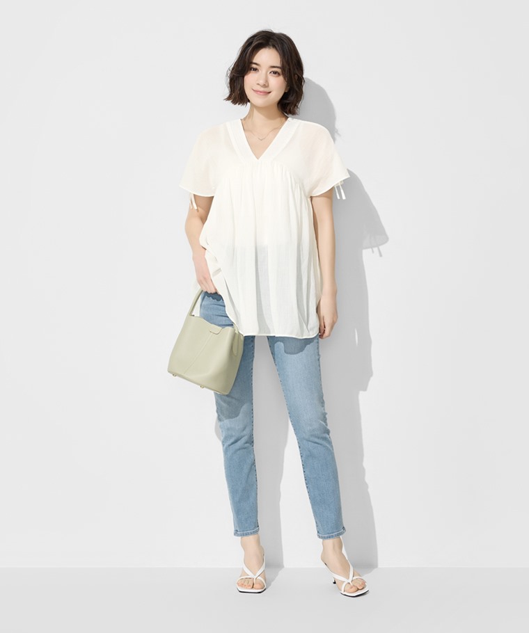 春夏女裝新品：女 · 棉質抽繩造型上衣,女 · Bra細肩帶背心,女 · 特彈修身九分牛仔褲