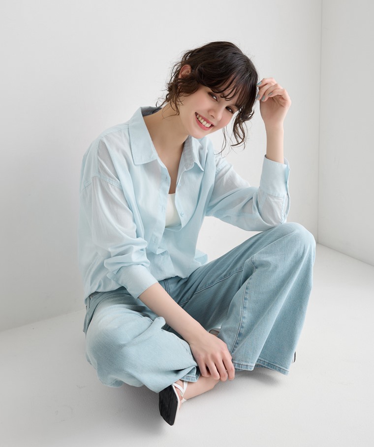 精選特輯：女 · 棉質透膚長袖襯衫,女 · Bra背心,女 · 高腰牛仔寬褲