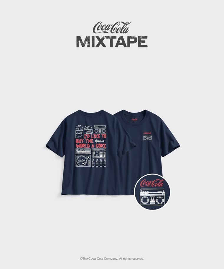 聯名系列T恤-WOMEN：女 · 可口可樂寬版印花T恤-12