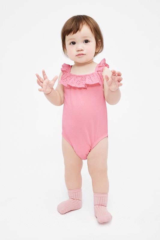 蕾絲造型無袖包臀衣-Baby