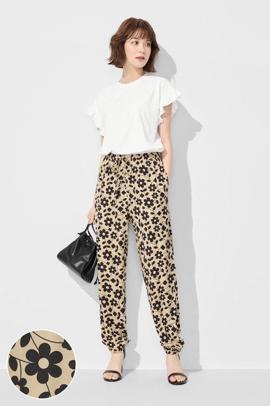 嫘縈花朵印花束口褲-女