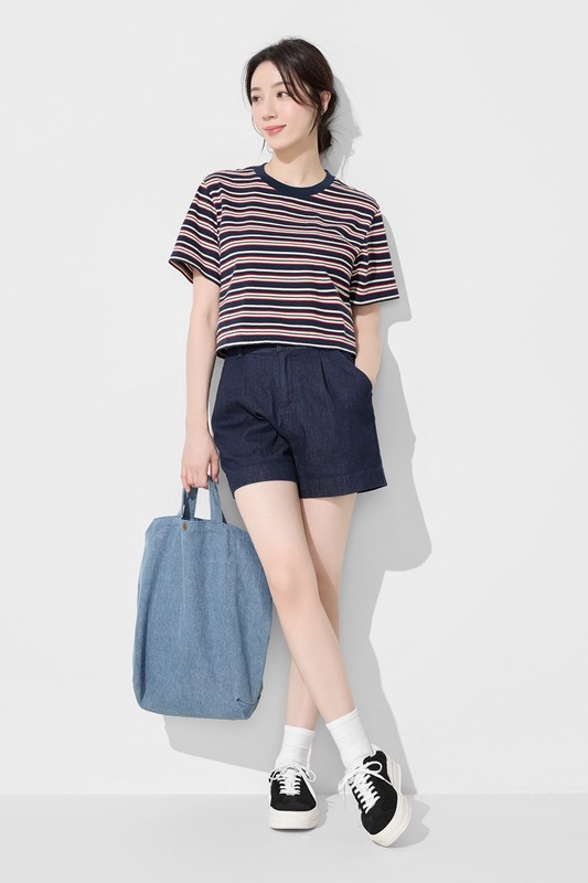 打褶牛仔短褲-女