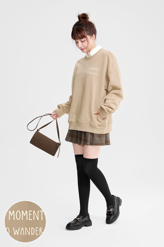 漫步時光刷毛寬長版口袋印花圓領衫-女