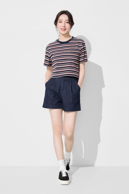打褶牛仔短褲-女