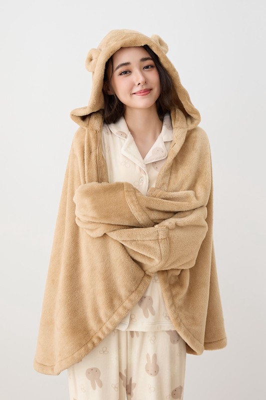 珊瑚絨小熊造型暖手披肩毛毯-中性款