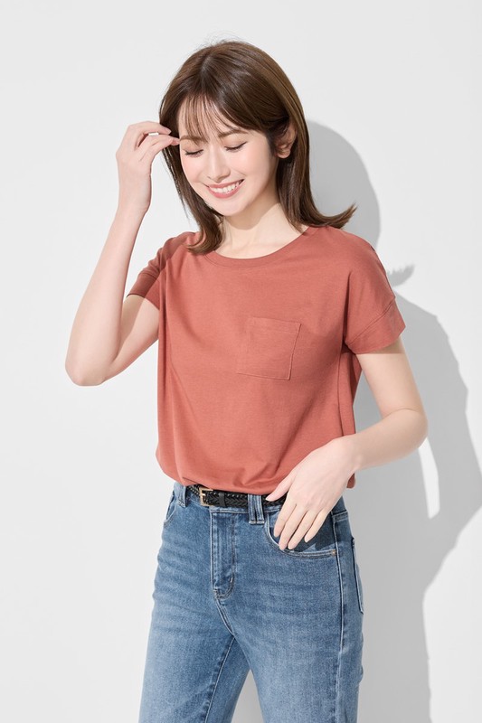 莫代爾口袋短袖T恤-女