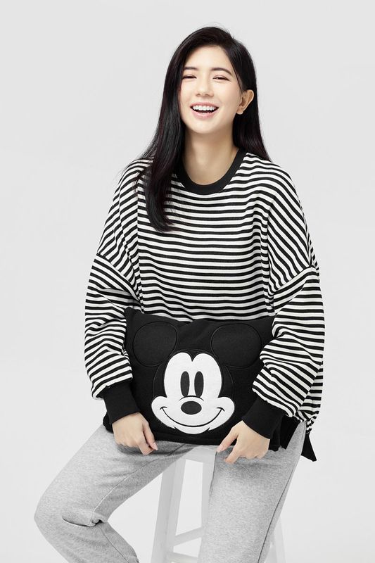 刷毛寬長版條紋圓領衫-女