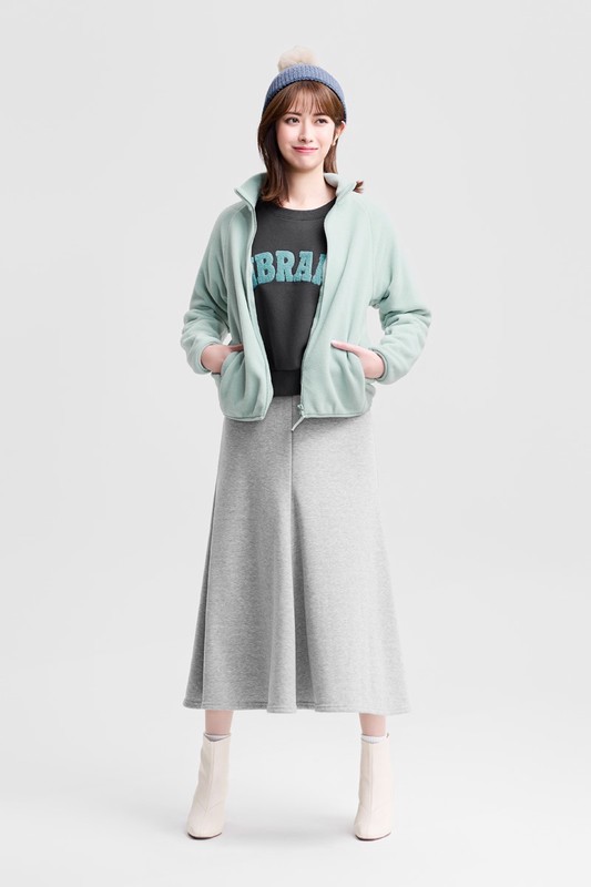 毛圈寬短版貼布繡圓領衫-女