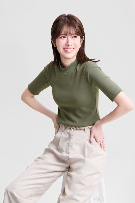 棉質羅紋立領五分袖T恤-女
