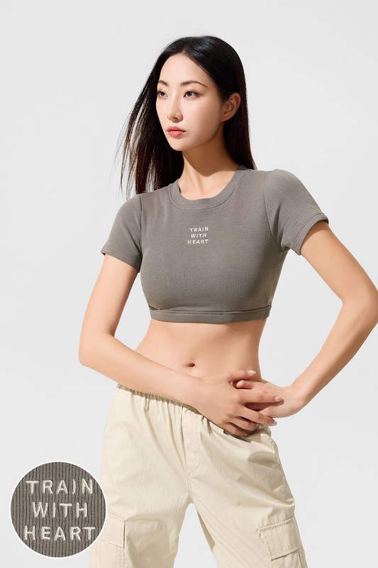 高度支撐電繡美背短版可拆式Bra上衣-女