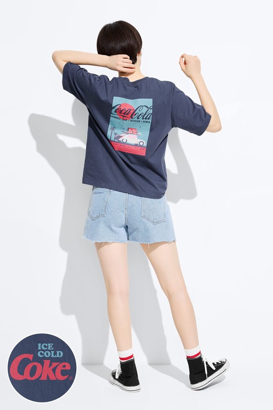 可口可樂寬版印花T恤-10-女
