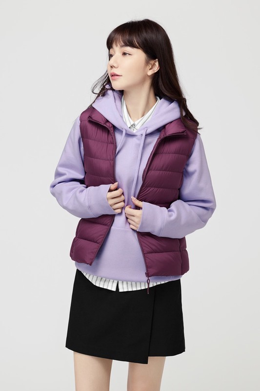 極輕羽絨立領背心-女