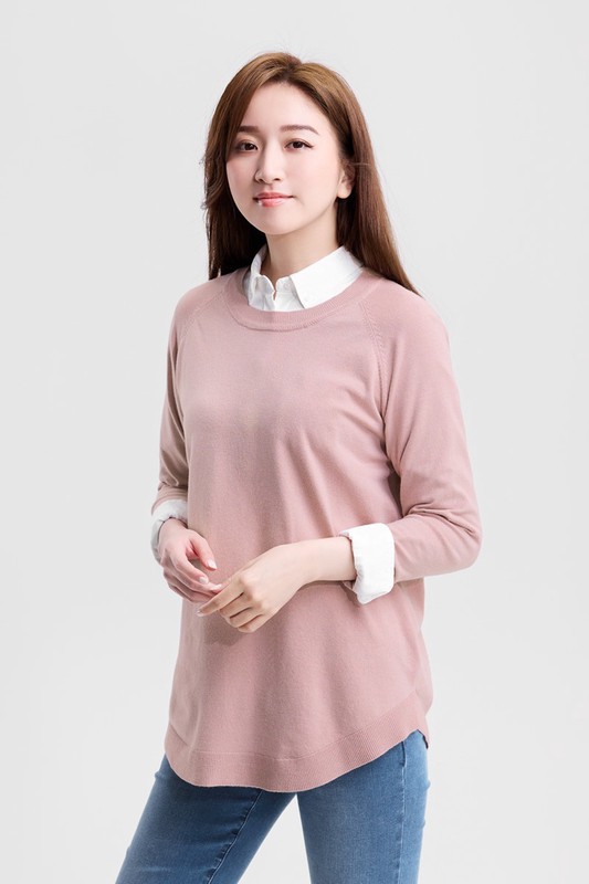 柔軟寬長版圓領毛衣-女